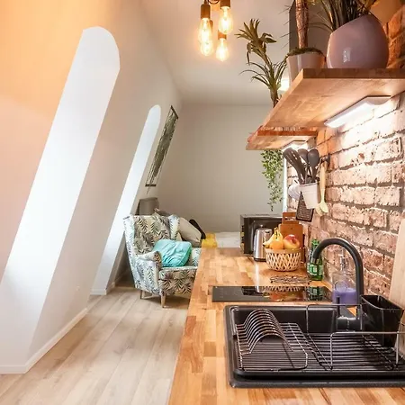 Old Town - Riverside Lux Apartment